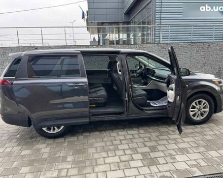 Киа Карнивал, объемом двигателя 3.5 л и пробегом 39 тыс. км за 26500 $, фото 5 на Automoto.ua