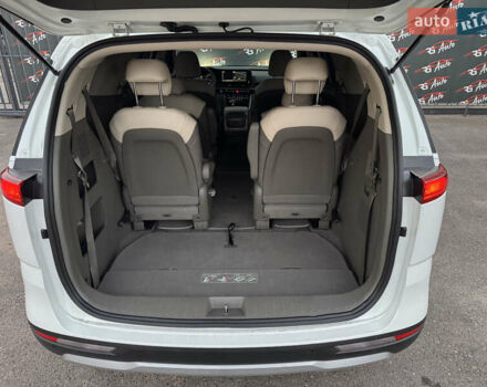 Киа Карнивал, объемом двигателя 2.2 л и пробегом 33 тыс. км за 39900 $, фото 8 на Automoto.ua