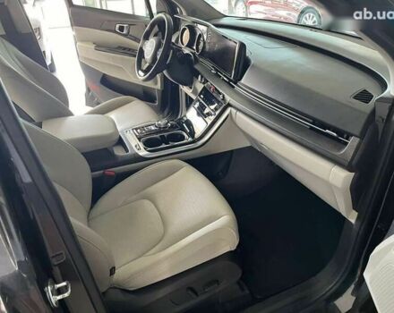 Киа Карнивал, объемом двигателя 2.2 л и пробегом 33 тыс. км за 46500 $, фото 26 на Automoto.ua