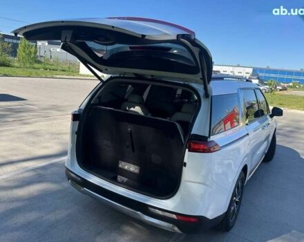 Киа Карнивал, объемом двигателя 2.2 л и пробегом 61 тыс. км за 47500 $, фото 8 на Automoto.ua