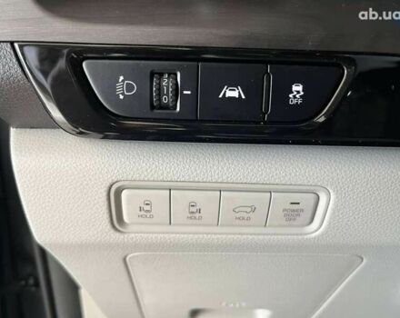 Киа Карнивал, объемом двигателя 2.2 л и пробегом 33 тыс. км за 46500 $, фото 13 на Automoto.ua