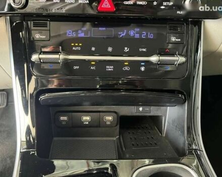 Киа Карнивал, объемом двигателя 2.2 л и пробегом 33 тыс. км за 46500 $, фото 17 на Automoto.ua