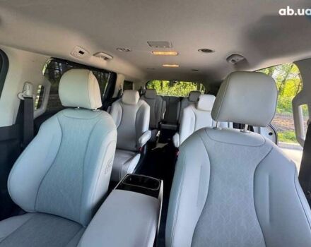 Киа Карнивал, объемом двигателя 2.2 л и пробегом 61 тыс. км за 47500 $, фото 24 на Automoto.ua