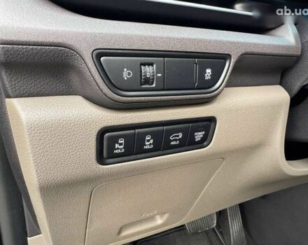 Кіа Карнівал, об'ємом двигуна 2.2 л та пробігом 12 тис. км за 53900 $, фото 13 на Automoto.ua