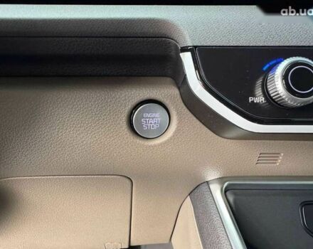 Кіа Карнівал, об'ємом двигуна 2.2 л та пробігом 12 тис. км за 53900 $, фото 19 на Automoto.ua