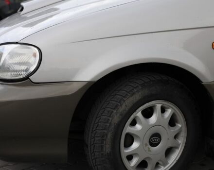 Серый Киа Карнивал, объемом двигателя 2.9 л и пробегом 3 тыс. км за 4599 $, фото 4 на Automoto.ua