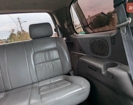 Серый Киа Карнивал, объемом двигателя 2.9 л и пробегом 350 тыс. км за 2150 $, фото 24 на Automoto.ua