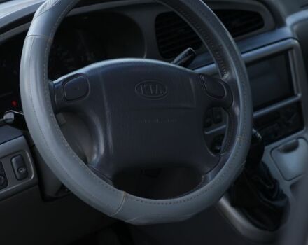 Серый Киа Карнивал, объемом двигателя 2.9 л и пробегом 3 тыс. км за 4599 $, фото 18 на Automoto.ua