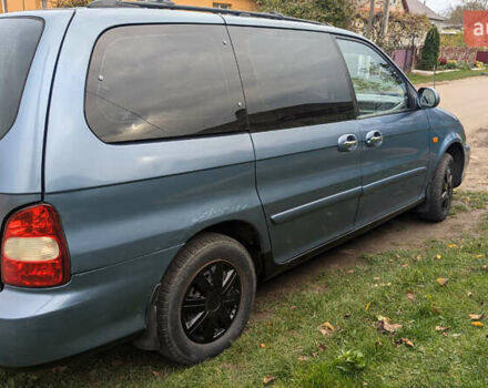 Серый Киа Карнивал, объемом двигателя 2.9 л и пробегом 350 тыс. км за 2150 $, фото 5 на Automoto.ua