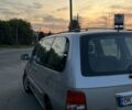 Серый Киа Карнивал, объемом двигателя 2.9 л и пробегом 235 тыс. км за 3500 $, фото 1 на Automoto.ua