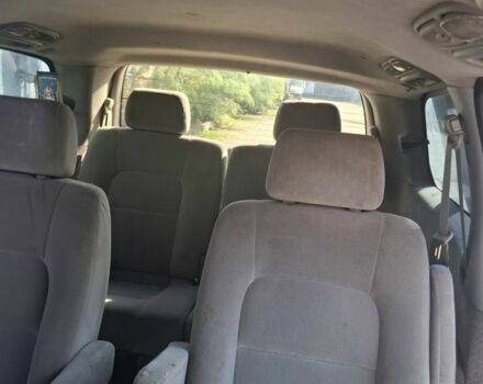 Серый Киа Карнивал, объемом двигателя 2.9 л и пробегом 318 тыс. км за 2021 $, фото 6 на Automoto.ua