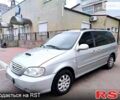 Серый Киа Карнивал, объемом двигателя 2.9 л и пробегом 300 тыс. км за 3300 $, фото 1 на Automoto.ua