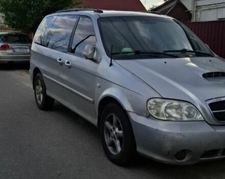 Серый Киа Карнивал, объемом двигателя 2.9 л и пробегом 340 тыс. км за 2129 $, фото 2 на Automoto.ua