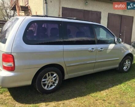 Серый Киа Карнивал, объемом двигателя 2.9 л и пробегом 390 тыс. км за 4800 $, фото 4 на Automoto.ua