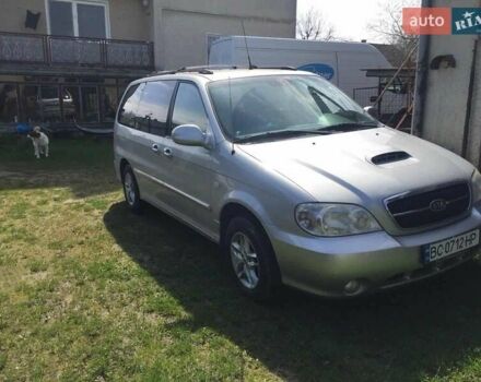 Серый Киа Карнивал, объемом двигателя 2.9 л и пробегом 390 тыс. км за 4800 $, фото 2 на Automoto.ua