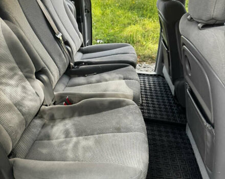 Серый Киа Карнивал, объемом двигателя 2.9 л и пробегом 245 тыс. км за 8200 $, фото 13 на Automoto.ua