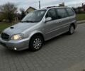 Серый Киа Карнивал, объемом двигателя 2.9 л и пробегом 246 тыс. км за 2000 $, фото 1 на Automoto.ua