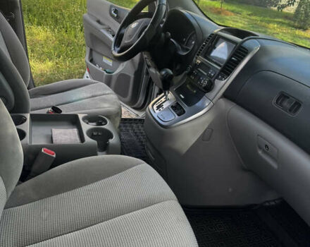 Серый Киа Карнивал, объемом двигателя 2.9 л и пробегом 245 тыс. км за 8200 $, фото 8 на Automoto.ua