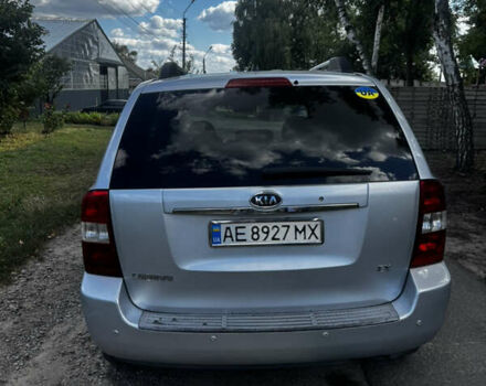 Серый Киа Карнивал, объемом двигателя 2.9 л и пробегом 245 тыс. км за 8200 $, фото 2 на Automoto.ua