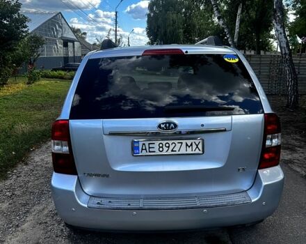 Сірий Кіа Карнівал, об'ємом двигуна 2.9 л та пробігом 244 тис. км за 8200 $, фото 4 на Automoto.ua