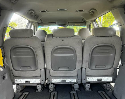 Серый Киа Карнивал, объемом двигателя 2.9 л и пробегом 245 тыс. км за 8200 $, фото 9 на Automoto.ua