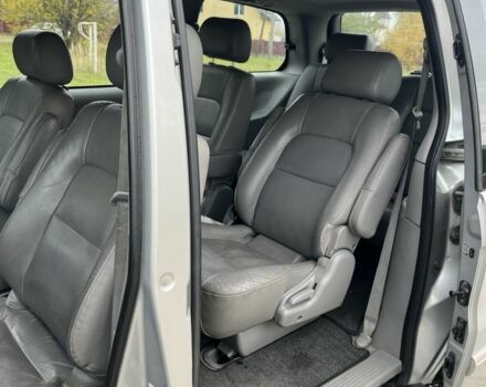 Кіа Карнівал 2006 у Львові на Automoto.ua Сірий Кіа Карнівал, об'ємом двигуна 0 л та пробігом 245 тис. км за 1600 $, фото 4 на Automoto.ua