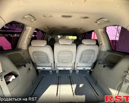Серый Киа Карнивал, объемом двигателя 2.9 л и пробегом 180 тыс. км за 6500 $, фото 10 на Automoto.ua