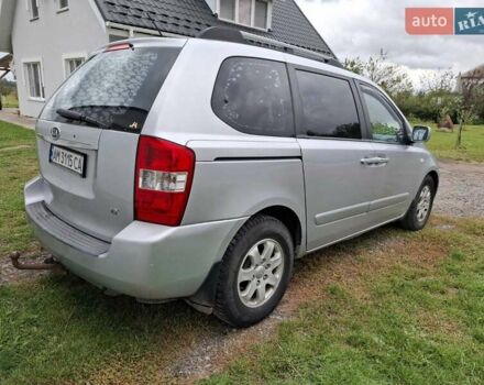 Серый Киа Карнивал, объемом двигателя 2.9 л и пробегом 336 тыс. км за 6300 $, фото 9 на Automoto.ua