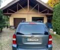 Серый Киа Карнивал, объемом двигателя 2.9 л и пробегом 340 тыс. км за 5100 $, фото 1 на Automoto.ua