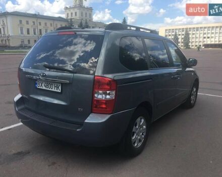 Серый Киа Карнивал, объемом двигателя 2.9 л и пробегом 292 тыс. км за 6500 $, фото 3 на Automoto.ua