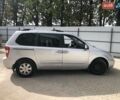 Серый Киа Карнивал, объемом двигателя 2.2 л и пробегом 284 тыс. км за 9200 $, фото 1 на Automoto.ua