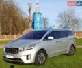 Сірий Кіа Карнівал, об'ємом двигуна 2.2 л та пробігом 255 тис. км за 18888 $, фото 1 на Automoto.ua
