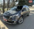 Серый Киа Карнивал, объемом двигателя 2.2 л и пробегом 227 тыс. км за 16900 $, фото 1 на Automoto.ua