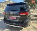 Серый Киа Карнивал, объемом двигателя 2.2 л и пробегом 227 тыс. км за 16900 $, фото 7 на Automoto.ua