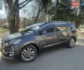 Серый Киа Карнивал, объемом двигателя 2.2 л и пробегом 227 тыс. км за 16900 $, фото 3 на Automoto.ua