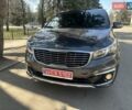 Серый Киа Карнивал, объемом двигателя 2.2 л и пробегом 227 тыс. км за 16900 $, фото 2 на Automoto.ua
