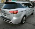 Сірий Кіа Карнівал, об'ємом двигуна 2.2 л та пробігом 110 тис. км за 18000 $, фото 4 на Automoto.ua