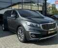 Серый Киа Карнивал, объемом двигателя 2.2 л и пробегом 170 тыс. км за 20900 $, фото 1 на Automoto.ua