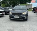 Сірий Кіа Карнівал, об'ємом двигуна 2.2 л та пробігом 184 тис. км за 19700 $, фото 2 на Automoto.ua
