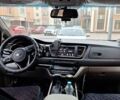 Серый Киа Карнивал, объемом двигателя 2.2 л и пробегом 83 тыс. км за 27000 $, фото 17 на Automoto.ua