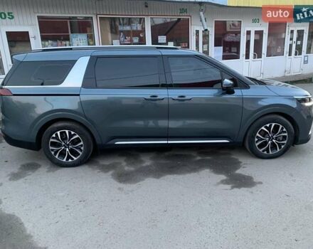 Серый Киа Карнивал, объемом двигателя 2.15 л и пробегом 81 тыс. км за 30950 $, фото 3 на Automoto.ua