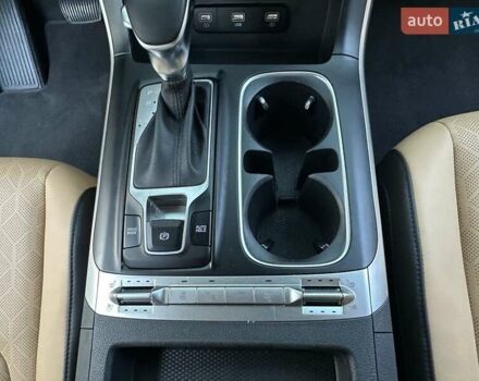 Серый Киа Карнивал, объемом двигателя 2.15 л и пробегом 186 тыс. км за 31500 $, фото 21 на Automoto.ua