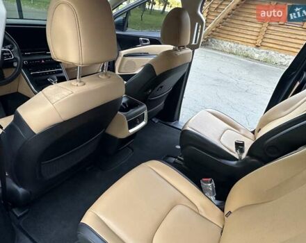 Серый Киа Карнивал, объемом двигателя 2.15 л и пробегом 186 тыс. км за 31500 $, фото 66 на Automoto.ua