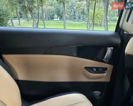 Серый Киа Карнивал, объемом двигателя 2.15 л и пробегом 186 тыс. км за 32500 $, фото 63 на Automoto.ua