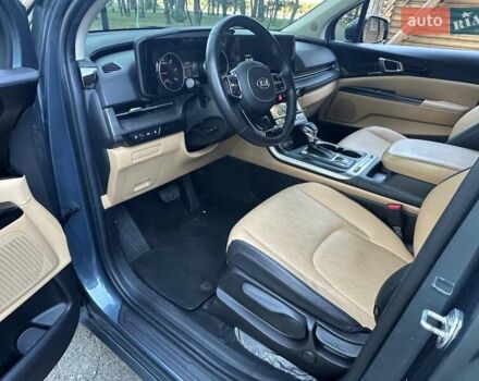 Серый Киа Карнивал, объемом двигателя 2.15 л и пробегом 186 тыс. км за 32500 $, фото 24 на Automoto.ua