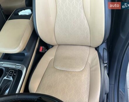 Серый Киа Карнивал, объемом двигателя 2.15 л и пробегом 186 тыс. км за 32500 $, фото 26 на Automoto.ua