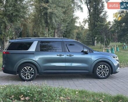 Серый Киа Карнивал, объемом двигателя 2.15 л и пробегом 186 тыс. км за 32500 $, фото 2 на Automoto.ua