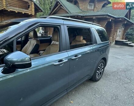 Серый Киа Карнивал, объемом двигателя 2.15 л и пробегом 186 тыс. км за 31500 $, фото 13 на Automoto.ua