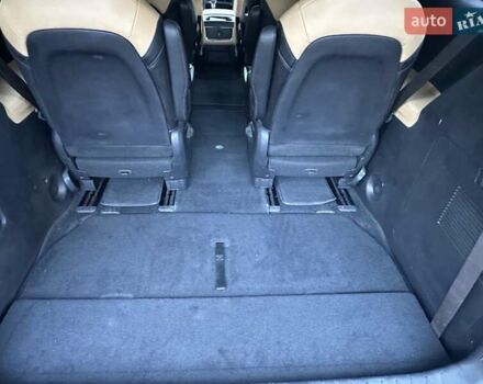 Серый Киа Карнивал, объемом двигателя 2.15 л и пробегом 186 тыс. км за 32500 $, фото 18 на Automoto.ua