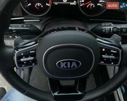 Серый Киа Карнивал, объемом двигателя 2.15 л и пробегом 81 тыс. км за 30950 $, фото 13 на Automoto.ua